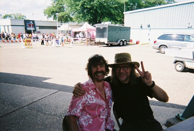 BraveComboMnFair2006/WildmanCarl.JPG